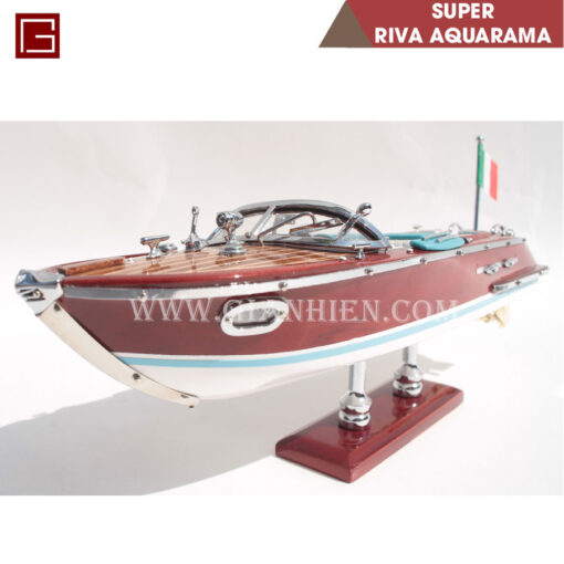 5-super-riva-aquarama.jpg