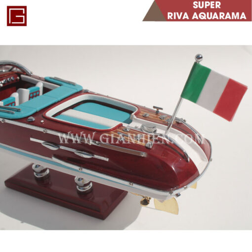 7-super-riva-aquarama.jpg