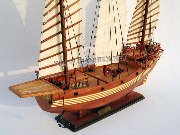 CHINESE JUNK - Gia Nhiên