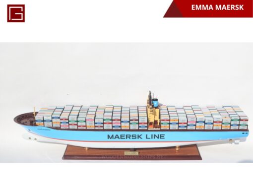 Emma Maersk-02