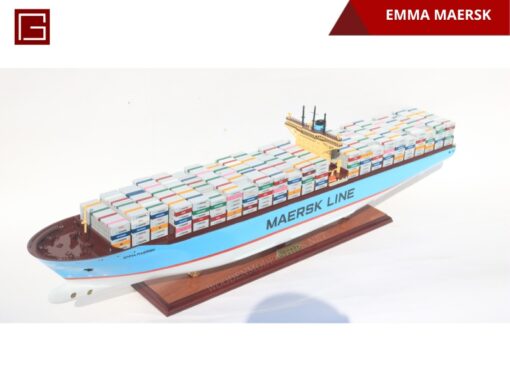 Emma Maersk-04