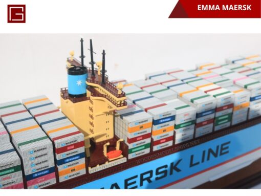 Emma Maersk-24