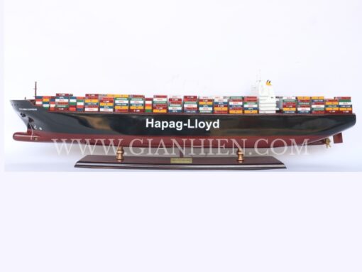 Hapag-lloyd-hamburg-express-01