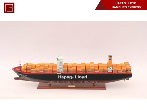 Hapag Lloyd Hamburg Express-02