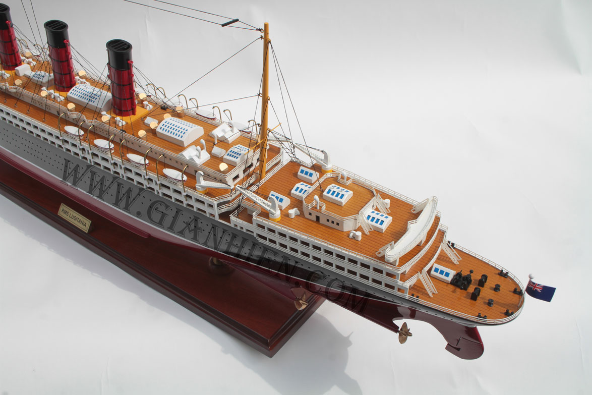 RMS LUSITANIA 100CM (RED SMOKE PIPE, BLACK SMOKE PIPE) - Gia Nhiên