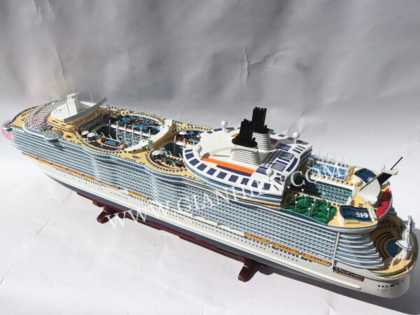 MS OASIS OF THE SEAS 120CM