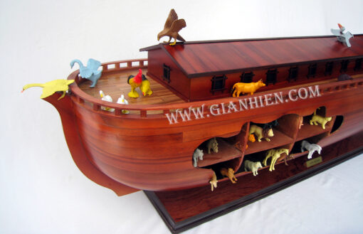 Noahs-ark-4.jpg