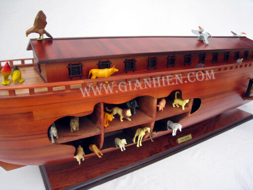 Noahs-ark-6.jpg