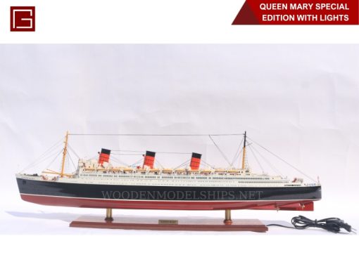 Queen Mary Special Edition With Lights-01