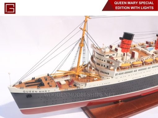 Queen Mary Special Edition With Lights-02