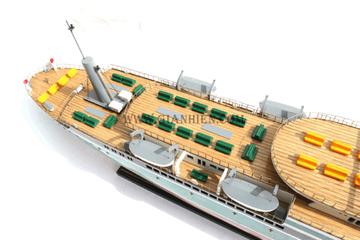 Ss-aquarama-16.gif