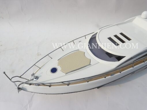 Sunseeker Predator 72