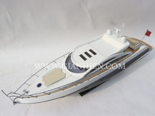 Sunseeker Predator 72