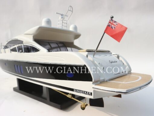 Sunseeker Predator 72