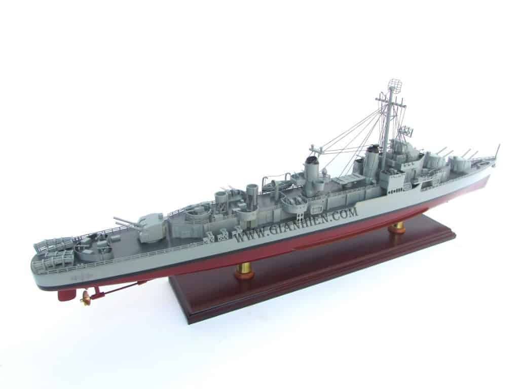 USS GEARING CLASS FLETCHER - Gia Nhiên