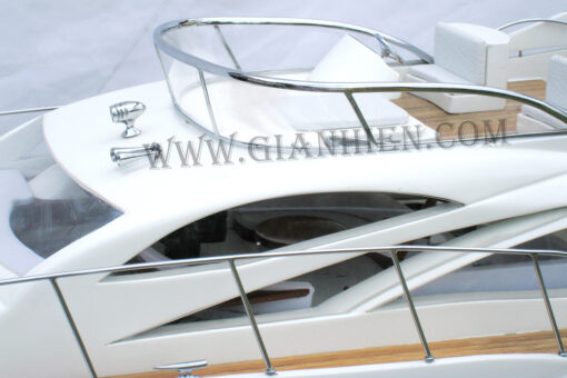 Sunseeker_60-4.jpg