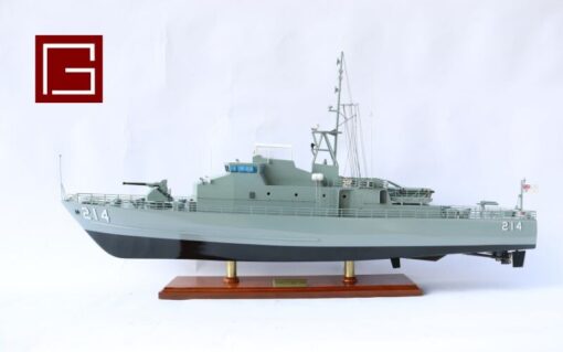 Hmas Dubbo 214