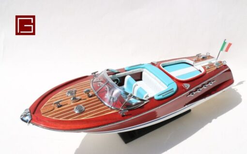 Super Riva Aquarama Painted (3)