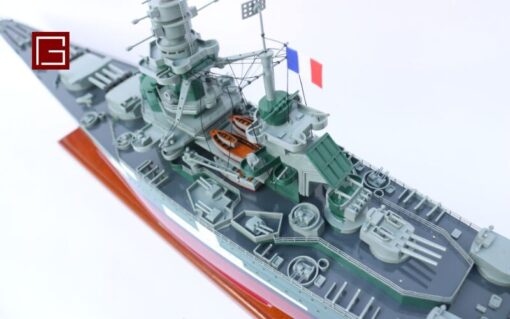 French Battleship Richelieu (10)