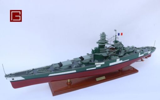 French Battleship Richelieu (3)