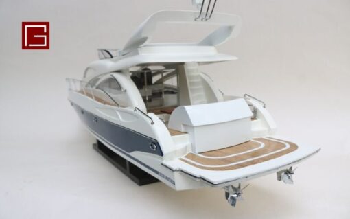 Manhattan Sunseeker 64 (10)