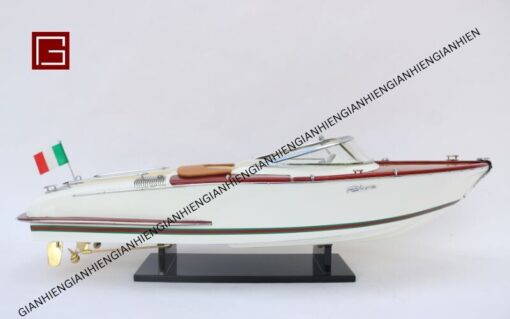 Riva Aquariva Gucci (9)