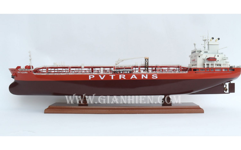 Commercial Vessel Model – Azura (pvtrans Oil)