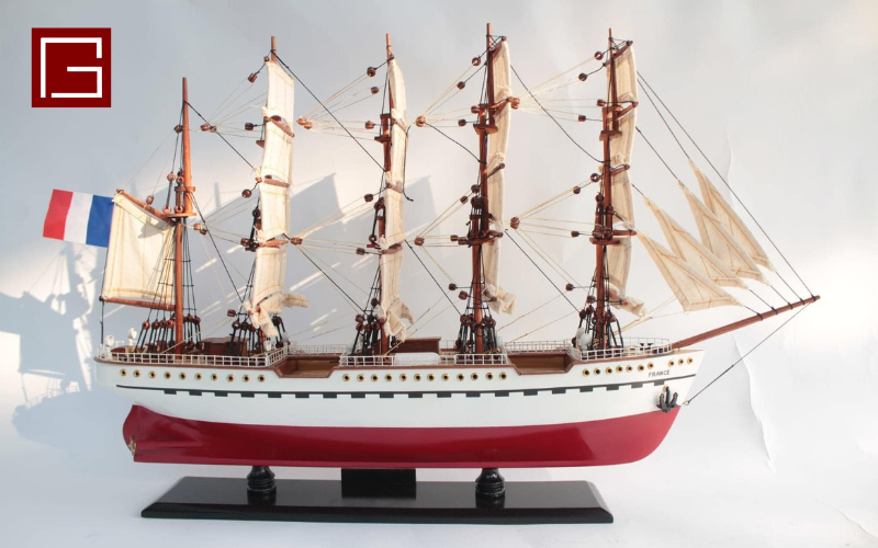 France II - 10 of the most formal classic European boat models