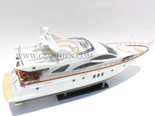 Azimut 80 Carat