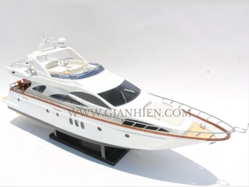 Azimut 80 Carat