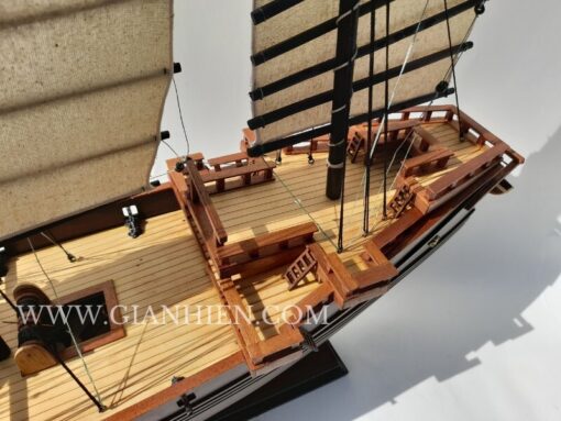 Chinese Junk Dark Wood