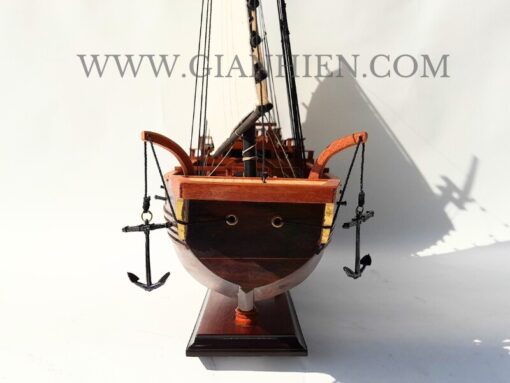 Chinese Junk Dark Wood