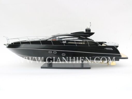 Sunseeker Predator 64 Black