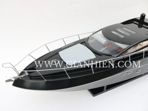 Sunseeker Predator 64 Black