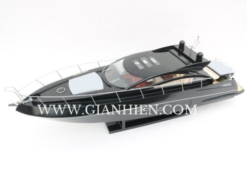 Sunseeker Predator 64 Black