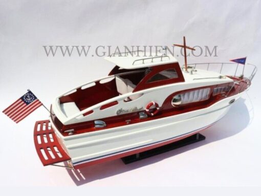 Chris Craft Cabin Cruiser 1956