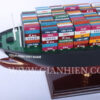 Container ship