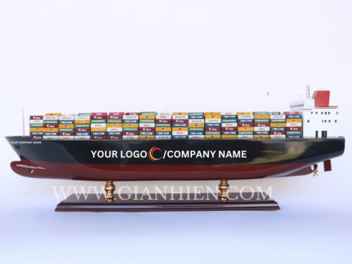 CONTAINER SHIP