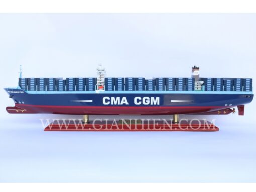 Cma cgm marco polo container ship