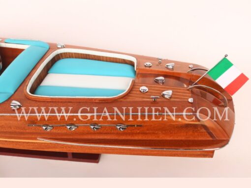 Riva aquarama wood