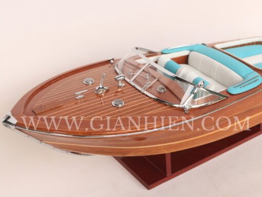 Riva aquarama wood