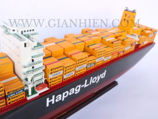 Hapag-lloyd-hamburg-express-04