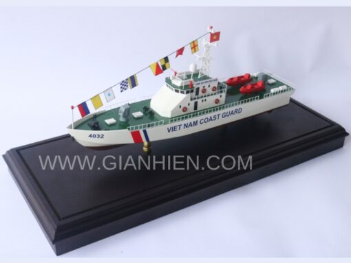 Viet Nam Coast Guard 4032 With Display Case-08