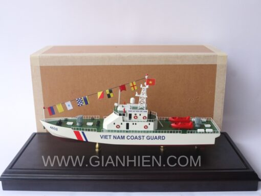 Viet Nam Coast Guard 4032 With Display Case-13