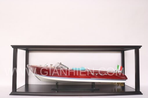 Display Case For Speed Boats With Plexiglass-05