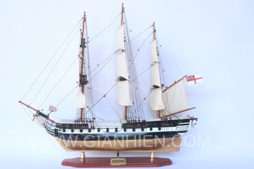 Hms Trincomalee-01