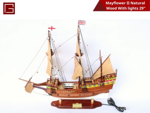 Mayflower Ii Natural Wood With Lights-01