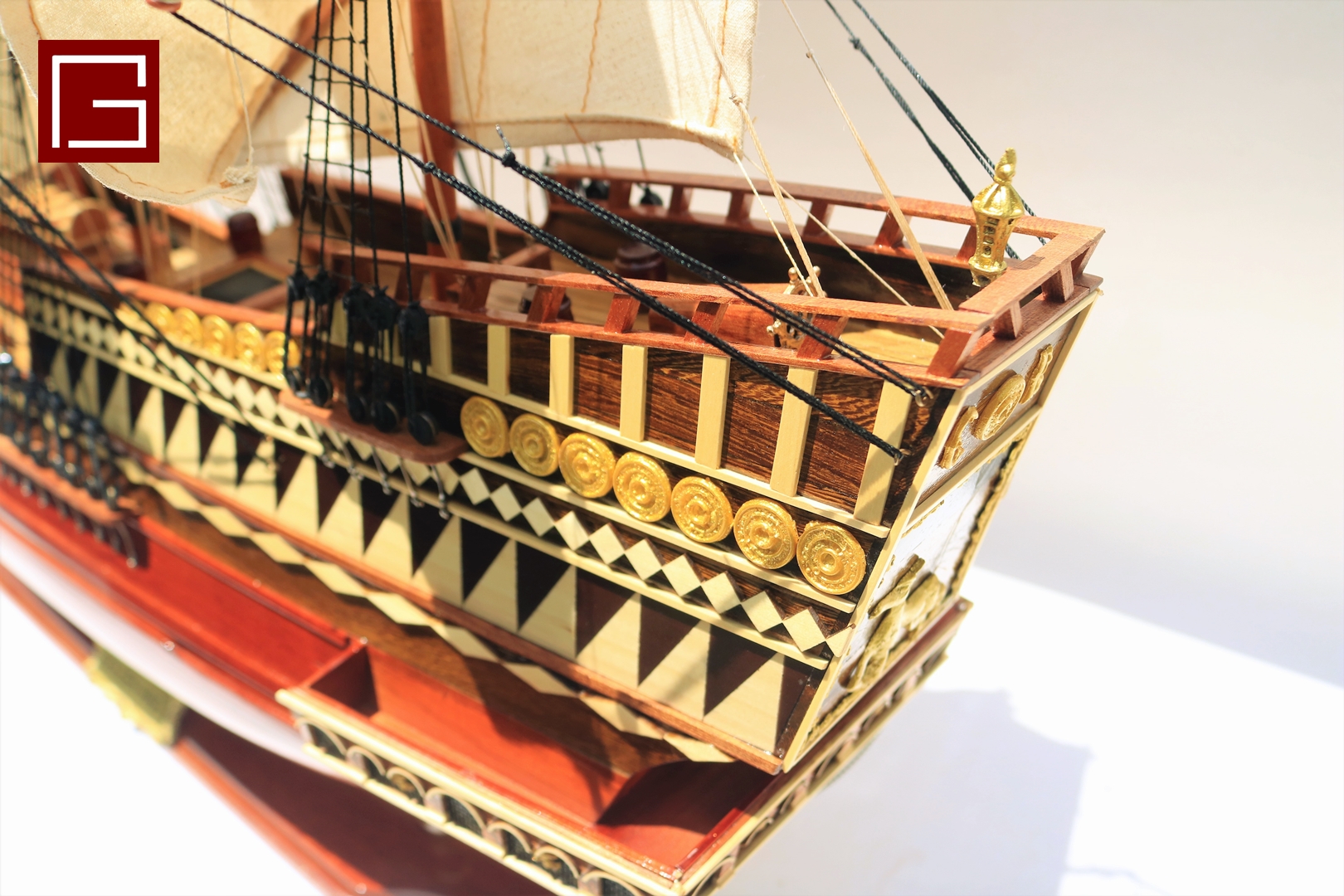 Galleon Golden Hind (2)