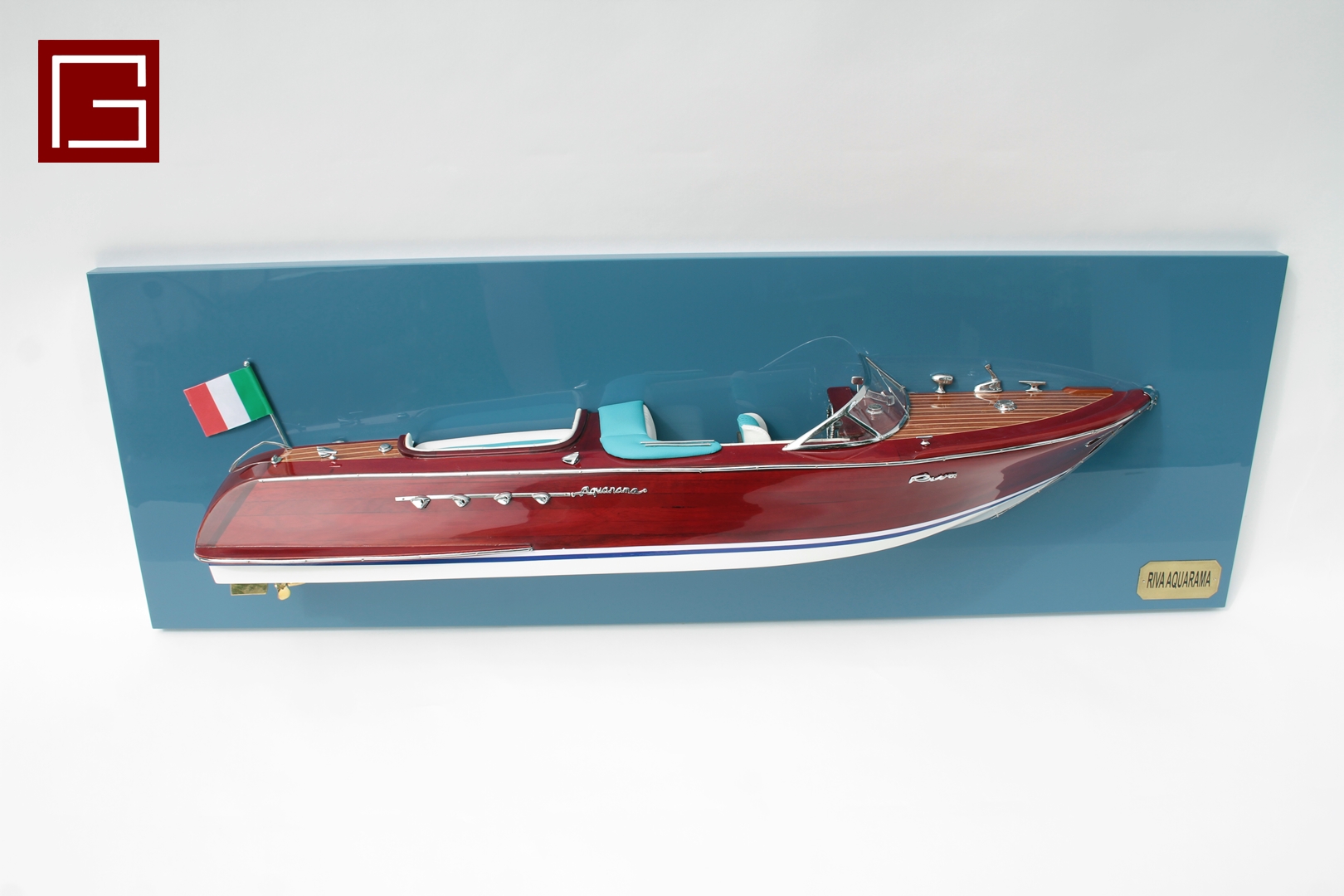 Riva Aquarama Half-hull (1)