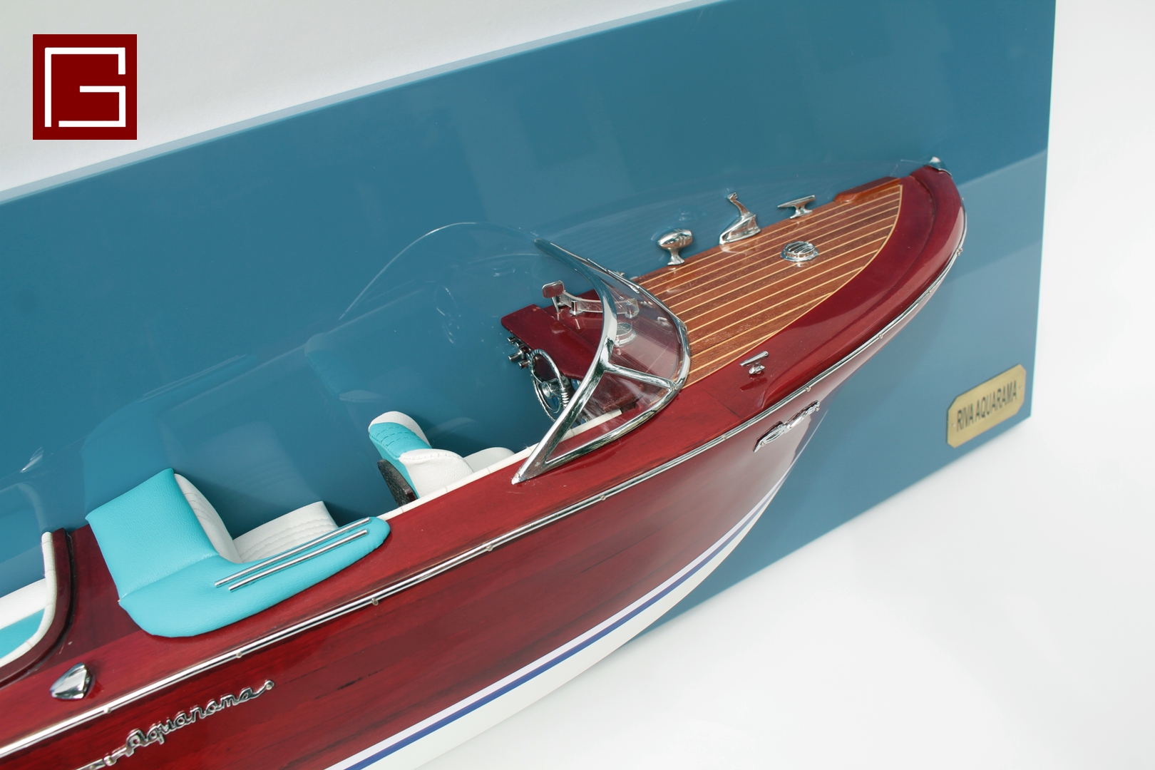 Riva Aquarama Half-hull (3)